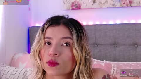 Antonella Lee online show from 04.04.26