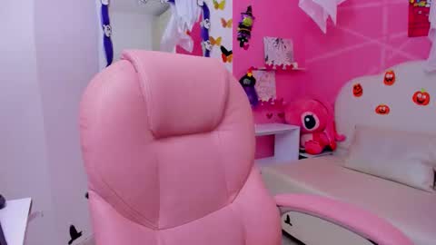 Anny bridge online show from 10.28.25