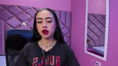 Anny online show from 10.24.25