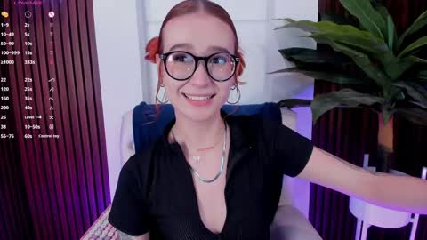 Snapshot of annybuny chatting on 02.26.25 Ana online show from 02.26.25