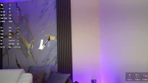 Snapshot of annybuny chatting on 10.15.25 Ana online show from 10.15.25