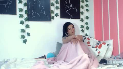    online show from 11.22.25