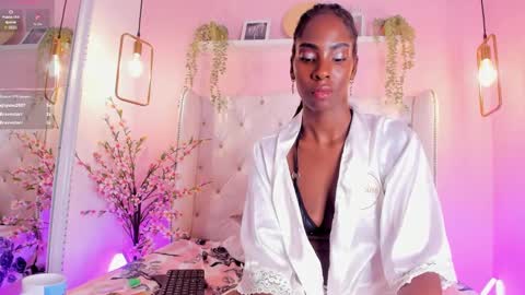 Anny  online show from 01.24.25