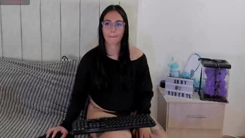 Anny online show from 05.15.26