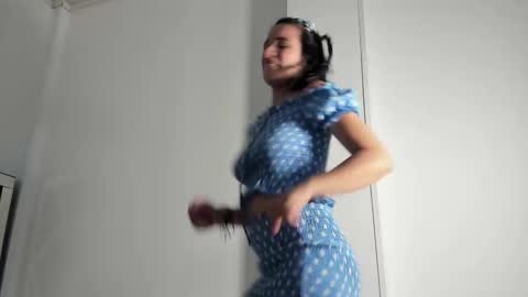 Anny online show from 03.05.25