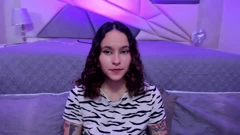 AnnyT online show from 01.08.25