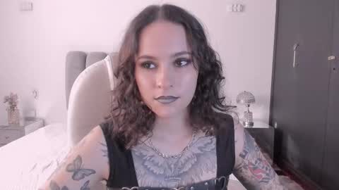 AnnyT online show from 02.23.26