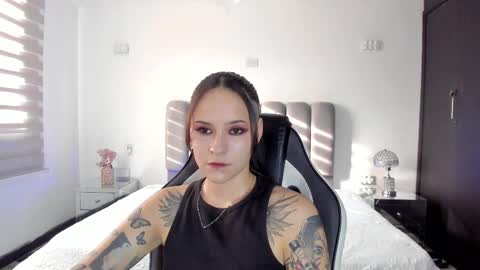 AnnyT online show from 03.10.26