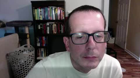 Snapshot of anonymousfrederick76 chatting on 09.09.25 anonymousfrederick76 online show from 09.09.25