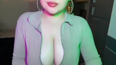 Snapshot of anora_sunny chatting on 06.14.26 Any online show from 06.14.26