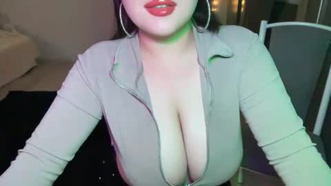 Snapshot of anora_sunny chatting on 07.11.26 Any online show from 07.11.26