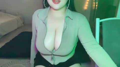 Snapshot of anora_sunny chatting on 07.13.26 Any online show from 07.13.26