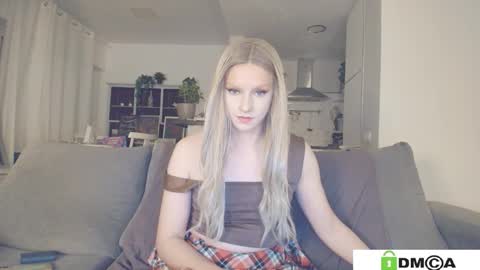 Sexy Ladybug online show from 02.21.26