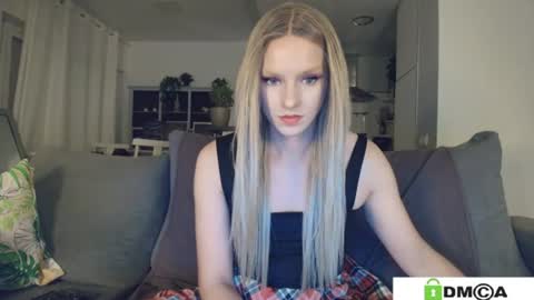 Snapshot of anorsel chatting on 06.19.26 Sexy Ladybug online show from 06.19.26