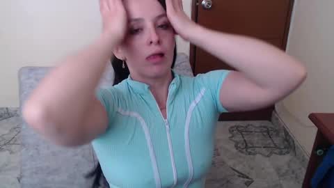 Snapshot of antara_girl chatting on 01.20.25 PAMELA online show from 01.20.25