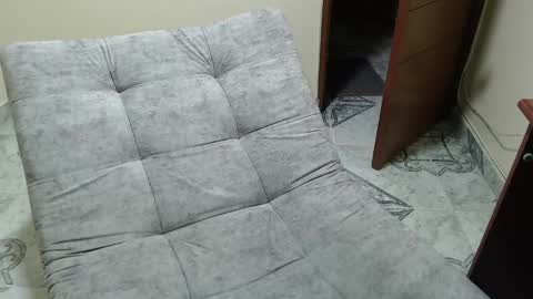 Snapshot of antara_girl chatting on 02.18.25 PAMELA online show from 02.18.25