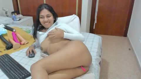 Snapshot of anthonela_hotsex chatting on 01.18.25 anthonela_hotsex online show from 01.18.25