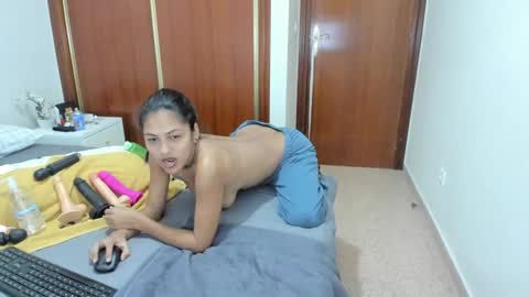 Snapshot of anthonela_hotsex chatting on 02.06.25 anthonela_hotsex online show from 02.06.25