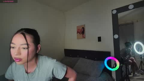 Anthonella online show from 04.15.26