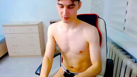 Snapshot of anthony_broown chatting on 11.19.25 anthony_broown online show from 11.19.25