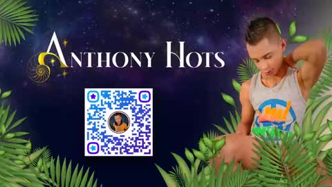 Snapshot of anthonyhots chatting on 03.10.25 online show from 03.10.25