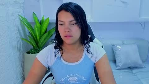 Antonela online show from 09.24.25