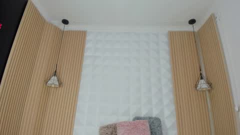 Antonella online show from 11.05.25