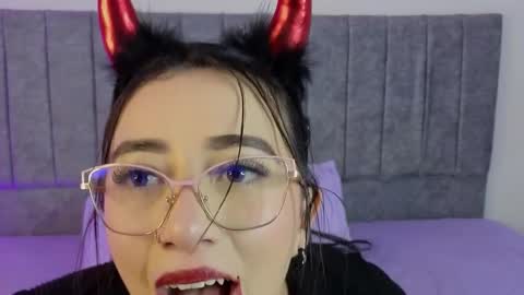 antonella online show from 10.21.25