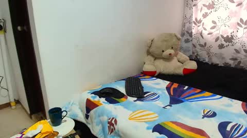 ANTONELLA WILLIAM  INDEPENDIENTE online show from 01.21.25