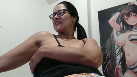 Snapshot of antonella_024 chatting on 02.19.25 Antonella online show from 02.19.25
