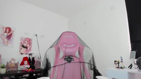 Antonella online show from 12.18.25