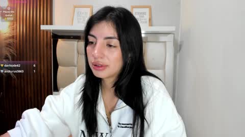 Snapshot of antonella__rouse chatting on 12.20.24 Antonella online show from 12.20.24