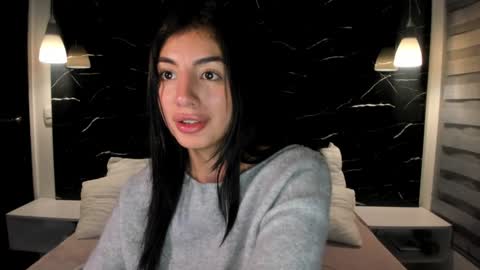 Snapshot of antonella__rouse chatting on 12.22.24 Antonella online show from 12.22.24