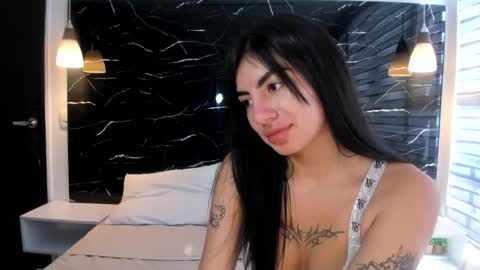 Snapshot of antonella__rouse chatting on 02.07.25 Antonella online show from 02.07.25