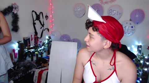 Snapshot of antonella_cruz02 chatting on 12.22.24 anto ford02 online show from 12.22.24