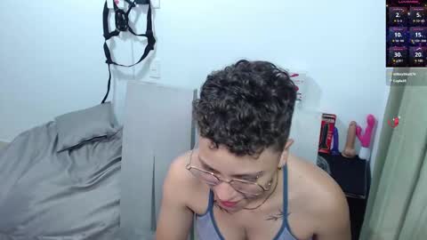 Snapshot of antonella_cruz02 chatting on 03.12.25 anto ford02 online show from 03.12.25