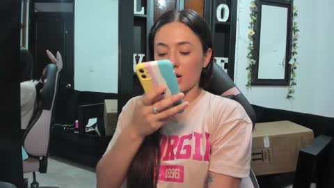 Snapshot of antonella_naughty1 chatting on 12.17.24 antonella online show from 12.17.24