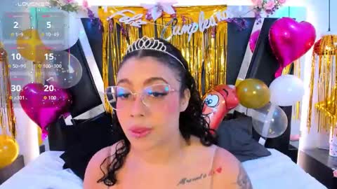 A N T O N E L L E  online show from 02.12.26