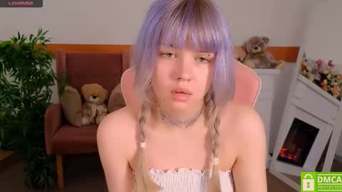 antonia_ferrero online show from 10.31.25