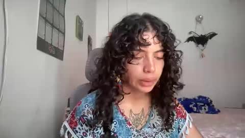 Antonia online show from 12.02.25