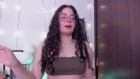 Snapshot of antoniart_ chatting on 10.30.25 Antonia online show from 10.30.25