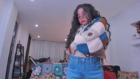 Snapshot of antoniart_ chatting on 02.27.26 Antonia online show from 02.27.26