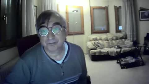 Snapshot of antonio2605 chatting on 12.22.24 Antonio online show from 12.22.24