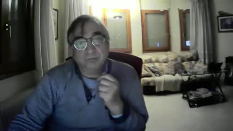 Snapshot of antonio2605 chatting on 12.25.24 Antonio online show from 12.25.24