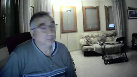 Snapshot of antonio2605 chatting on 01.16.25 Antonio online show from 01.16.25