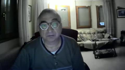 Snapshot of antonio2605 chatting on 01.19.25 Antonio online show from 01.19.25