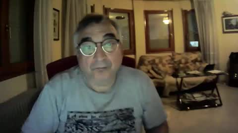 Snapshot of antonio2605 chatting on 01.26.25 Antonio online show from 01.26.25