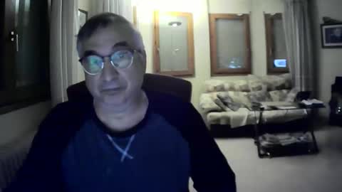 Snapshot of antonio2605 chatting on 02.07.25 Antonio online show from 02.07.25
