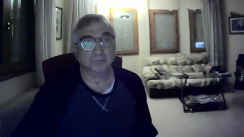 Snapshot of antonio2605 chatting on 02.11.25 Antonio online show from 02.11.25