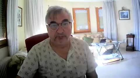 Snapshot of antonio2605 chatting on 09.19.25 Antonio online show from 09.19.25